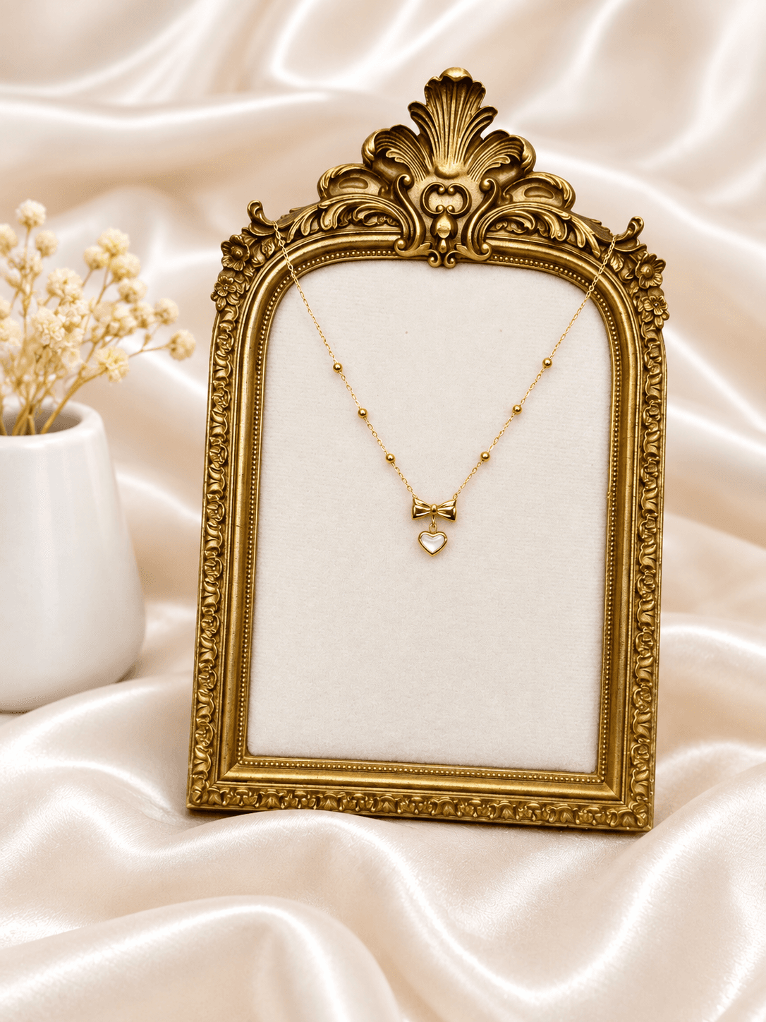Collier Noeud Coeur Nacre Dore — bijou en acier inoxydable, Aurelia Jewelry House