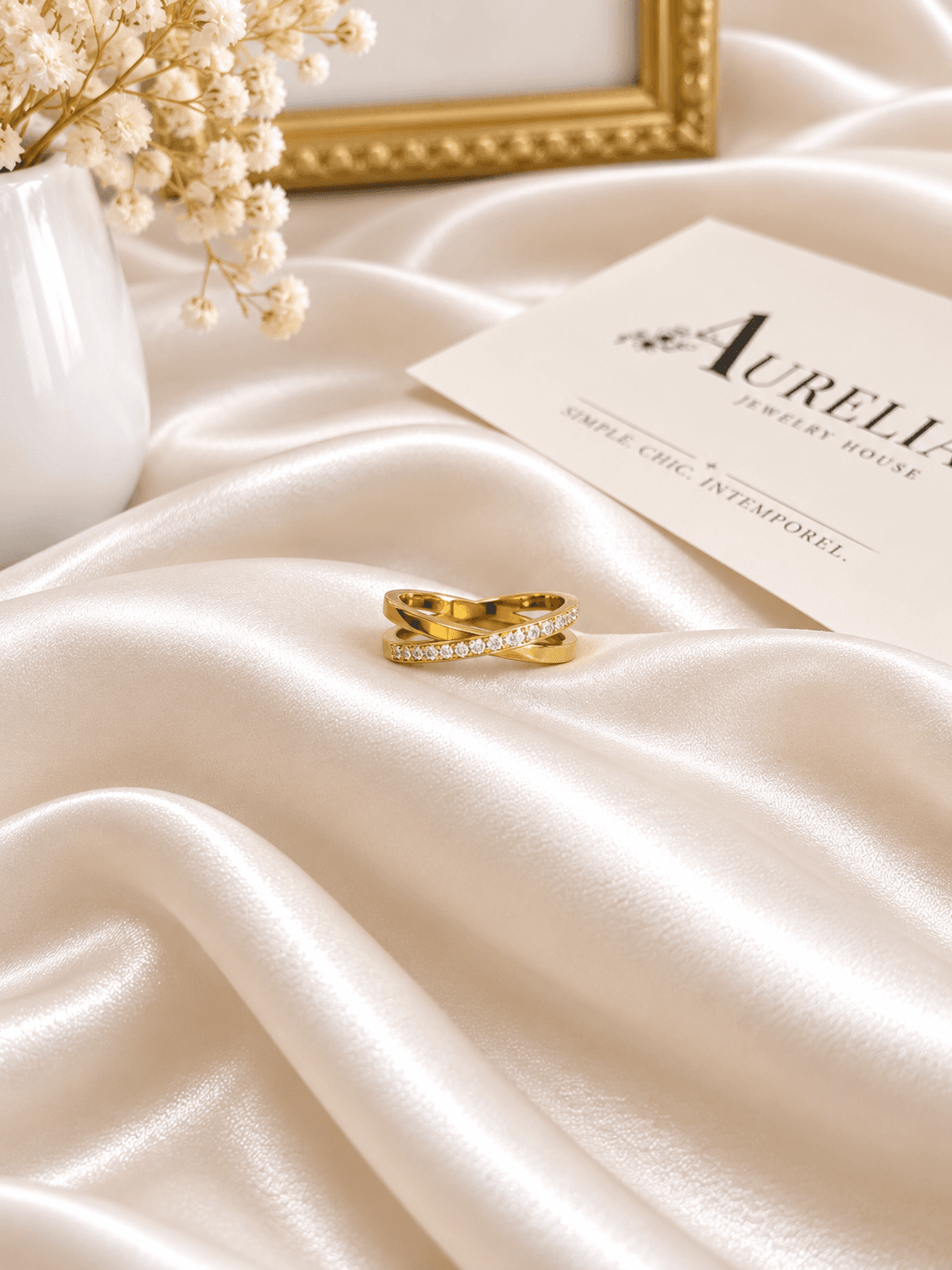 Bague Croisee Pavee Doree — bijou en acier inoxydable, Aurelia Jewelry House