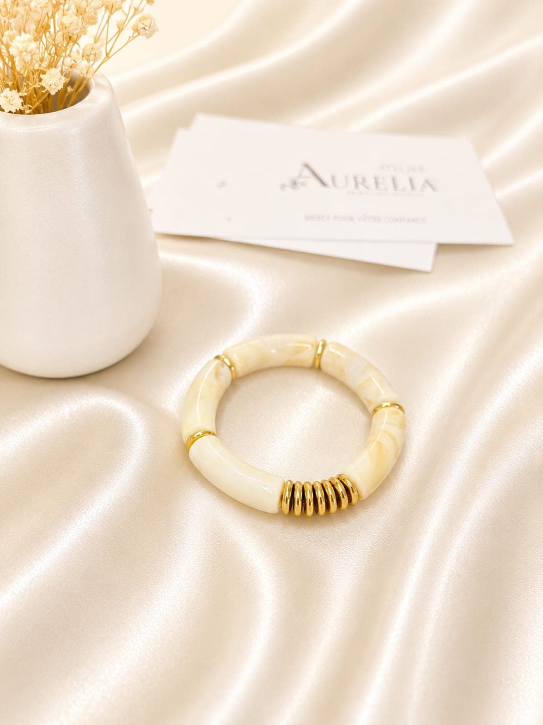 Bracelet Tubes Resine Ivoire Dore — bijou en acier inoxydable, Aurelia Jewelry House