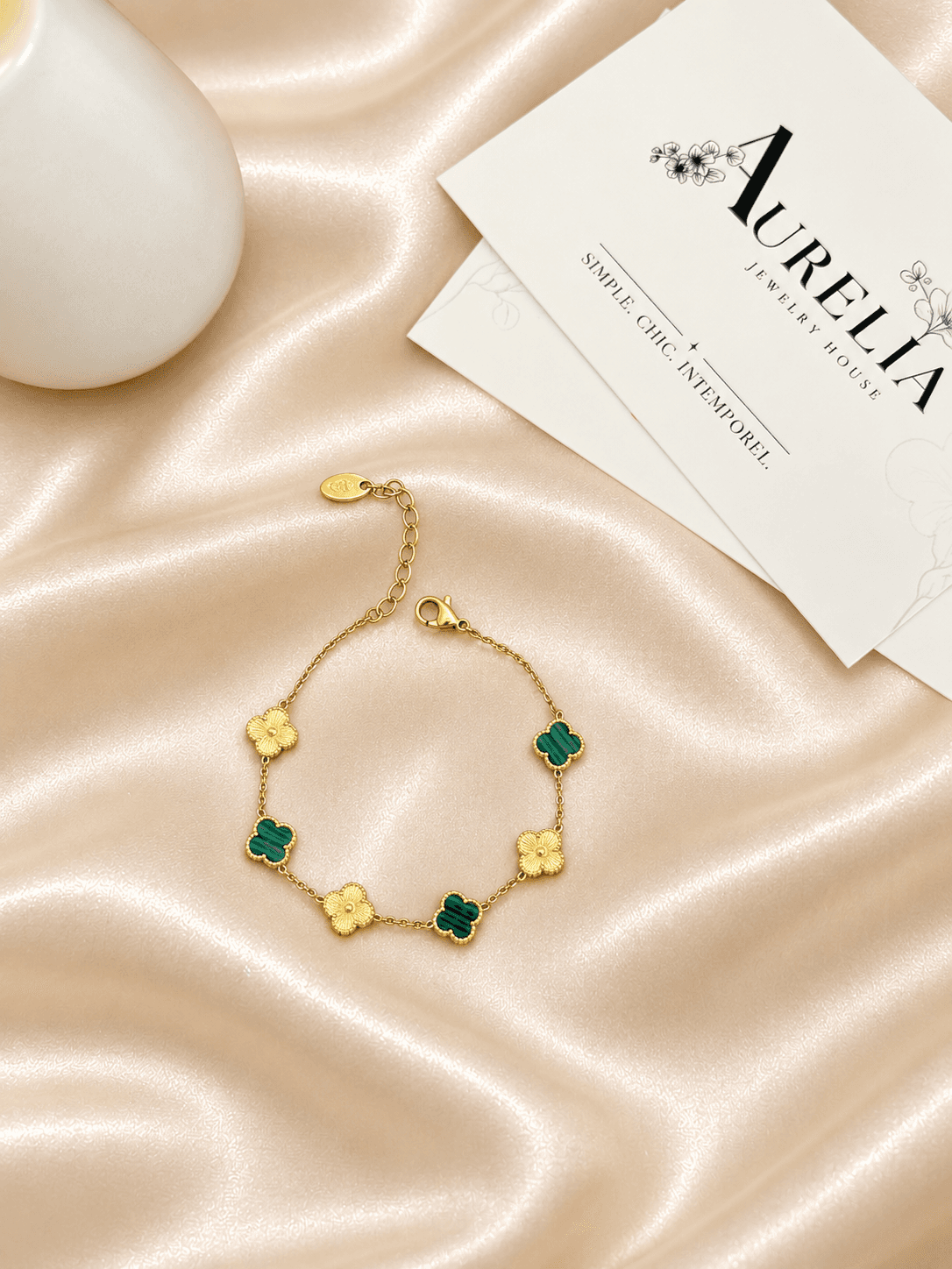 Bracelet Trefles Malachite Verte Dore — bijou en acier inoxydable, Aurelia Jewelry House