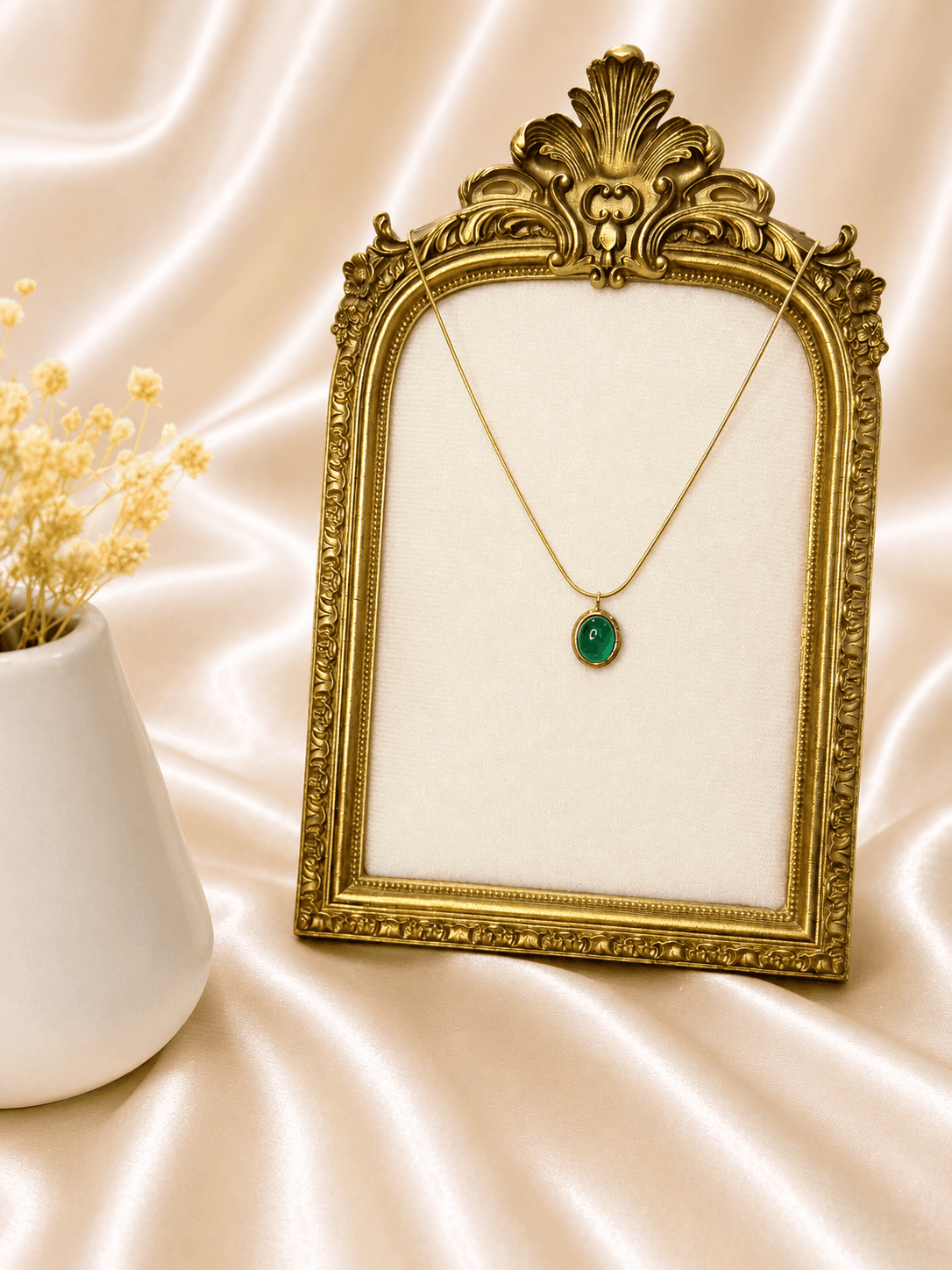 Collier Pendentif Ovale Pierre Dore — Vert