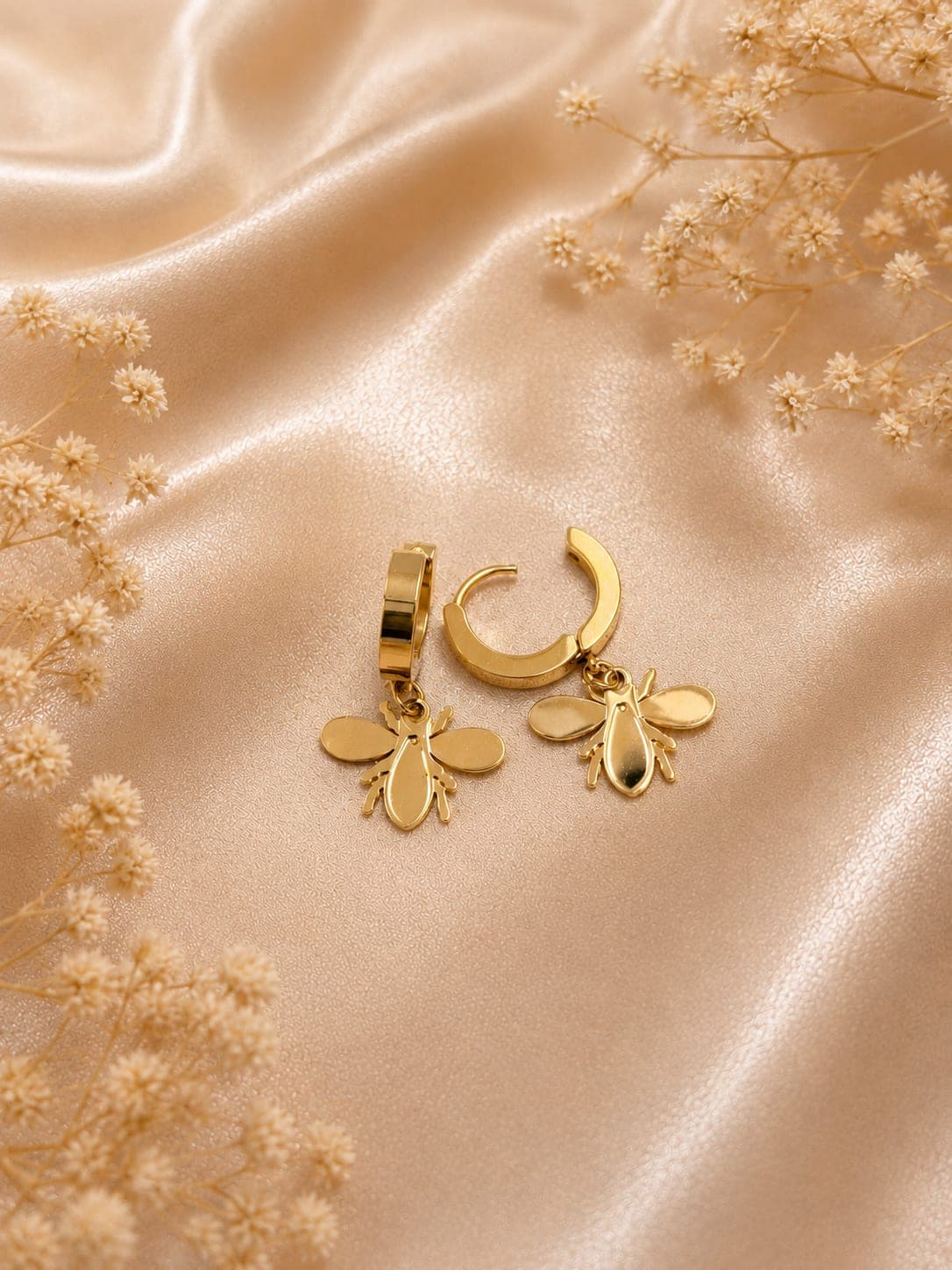 Boucles Abeille Doree — bijou en acier inoxydable, Aurelia Jewelry House