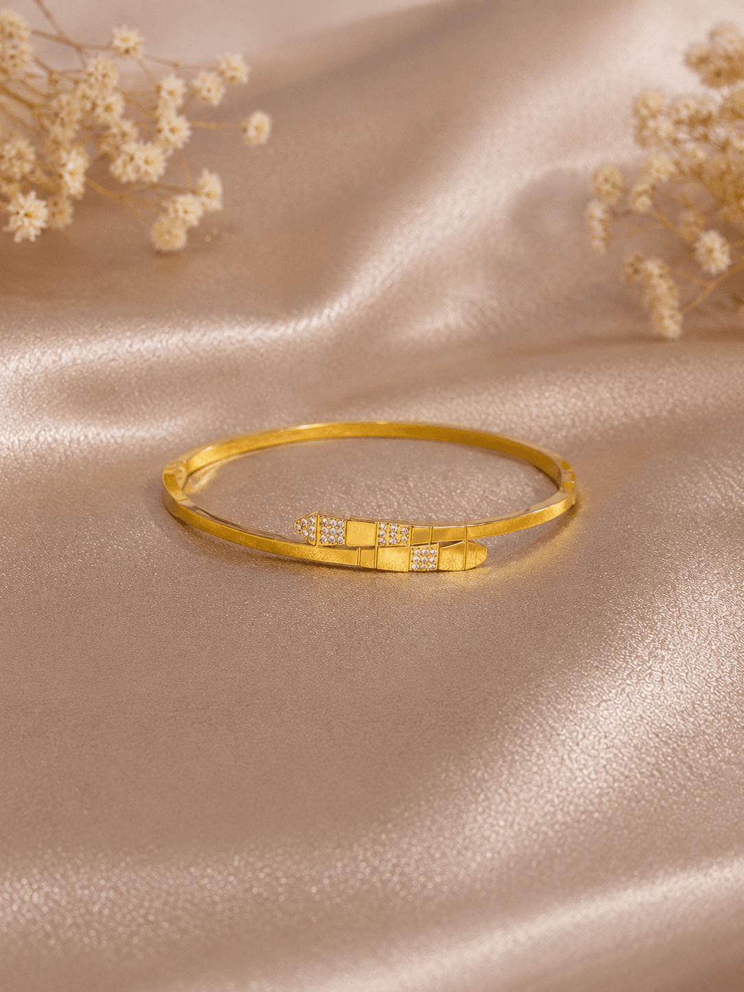 Bracelet Jonc Croise Cristal Dore
