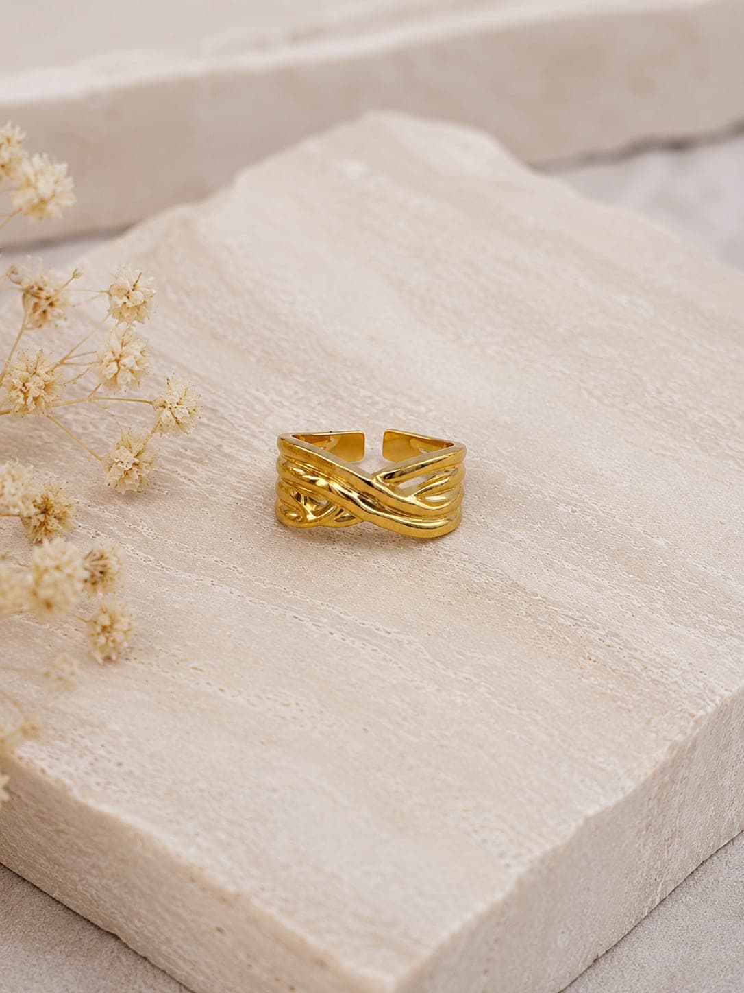 Bague Multi-Anneaux Croises Doree — bijou en acier inoxydable, Aurelia Jewelry House
