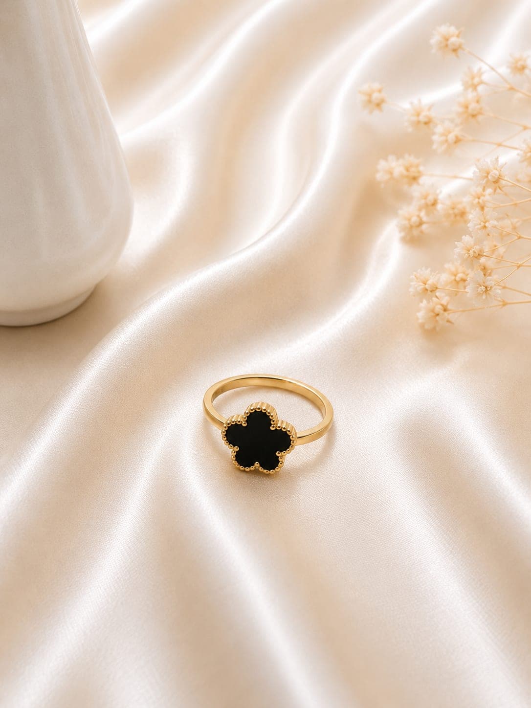 Bague Trèfle Nacre Dorée — Noir