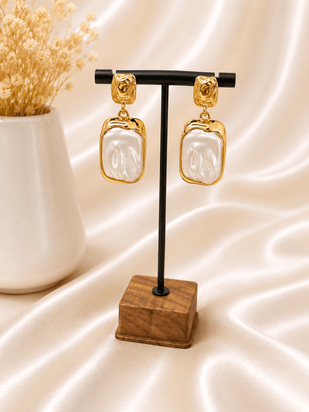 Boucles Pendantes Rectangles Nacre Dorees