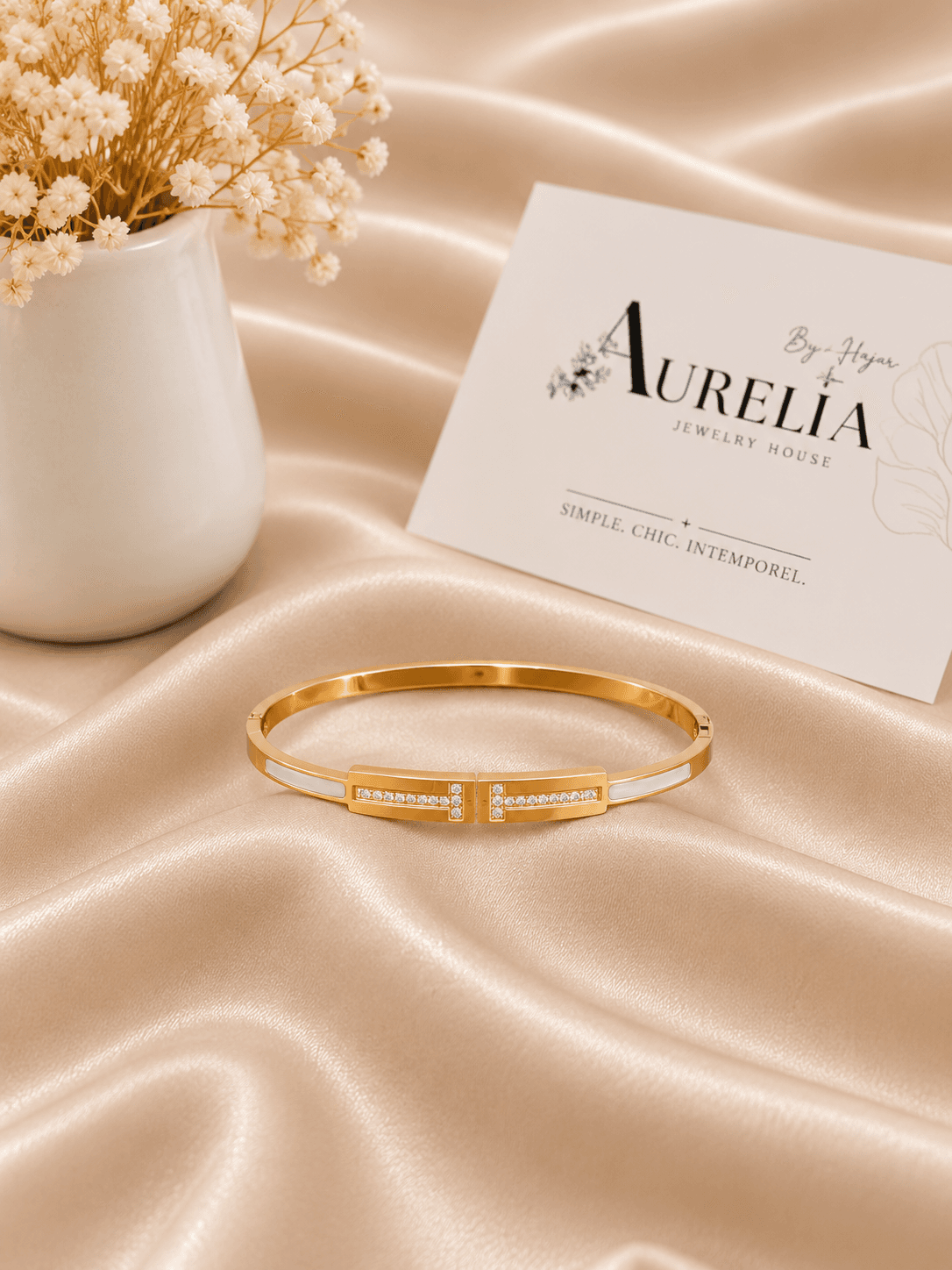 Bracelet Jonc Nacre Pave Cristal Dore — bijou en acier inoxydable, Aurelia Jewelry House