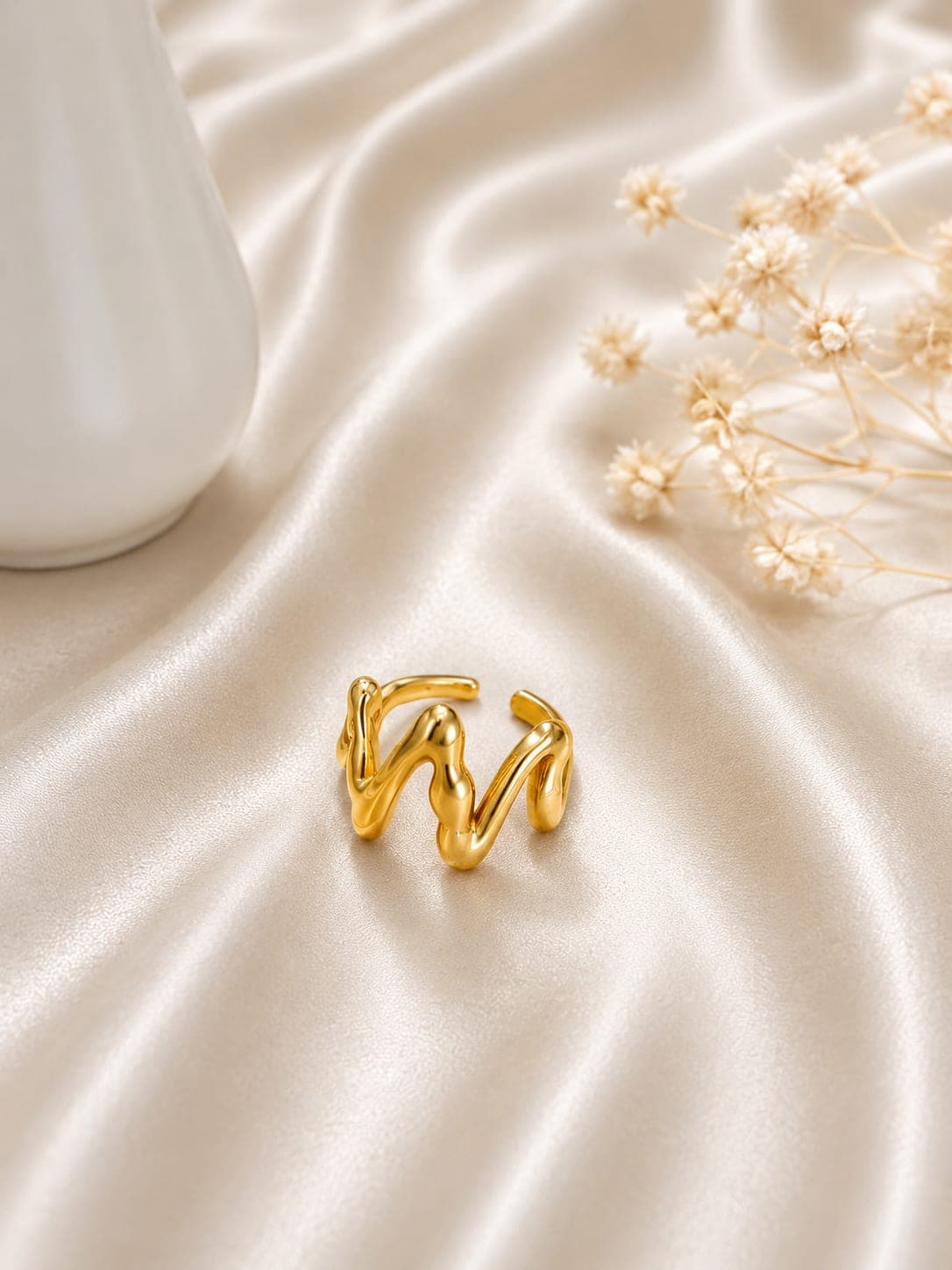 Bague Anneau Vague Doree — bijou en acier inoxydable, Aurelia Jewelry House