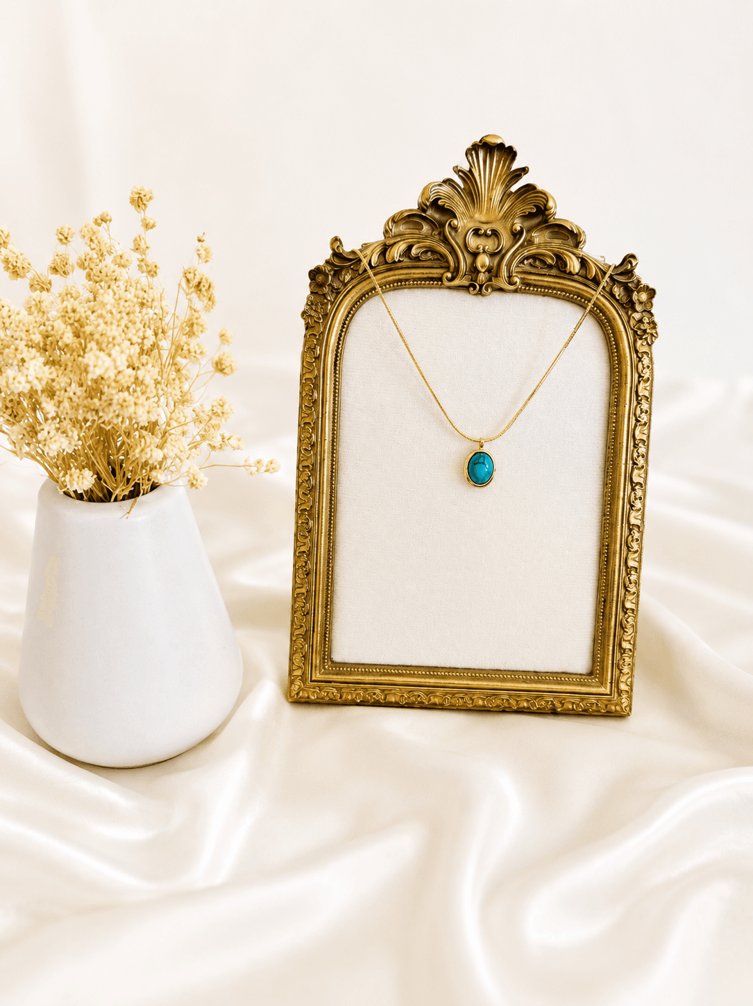 Collier Pendentif Ovale Dore
