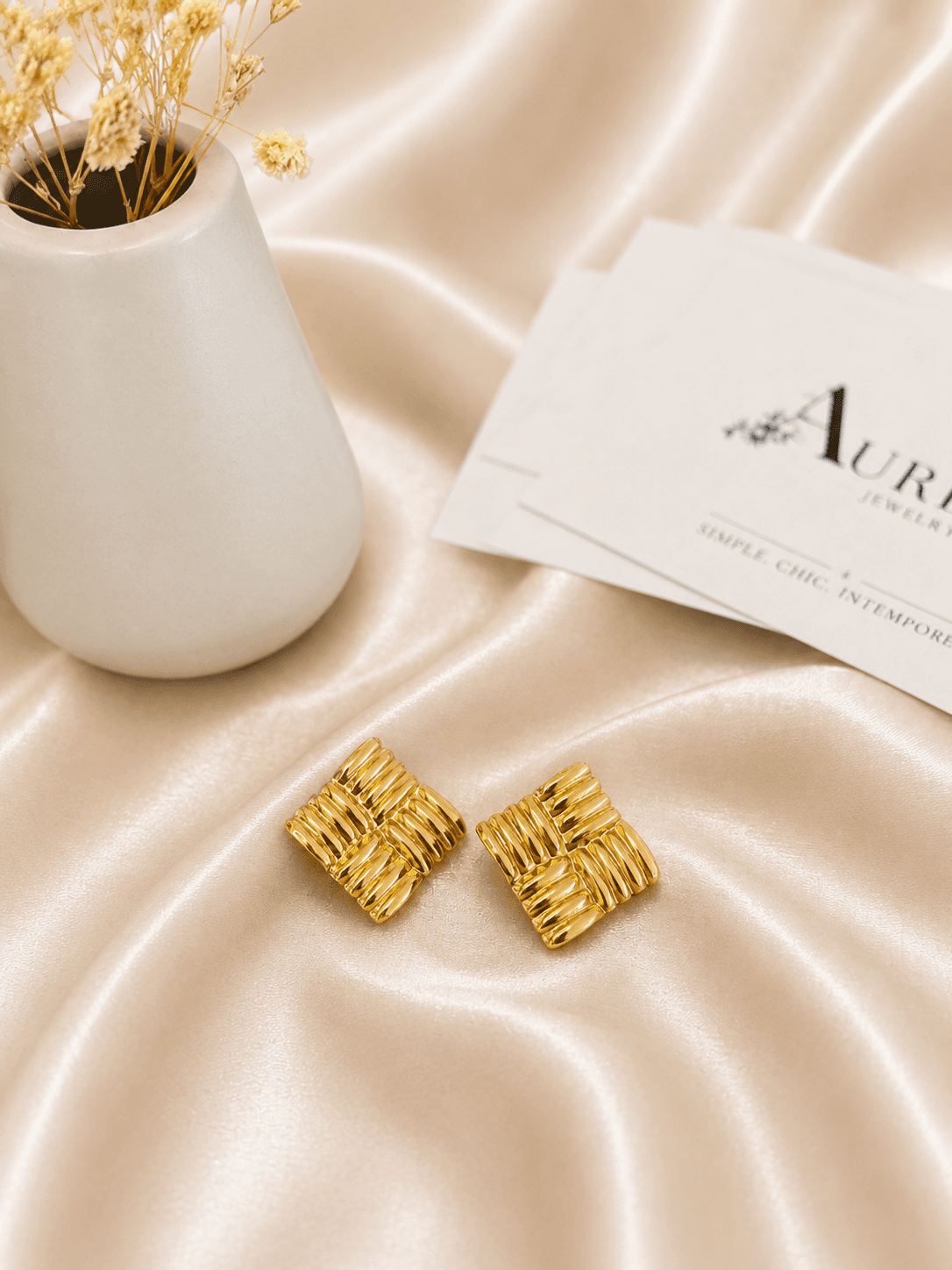 Boucles Carre Tresse Doree — bijou en acier inoxydable, Aurelia Jewelry House