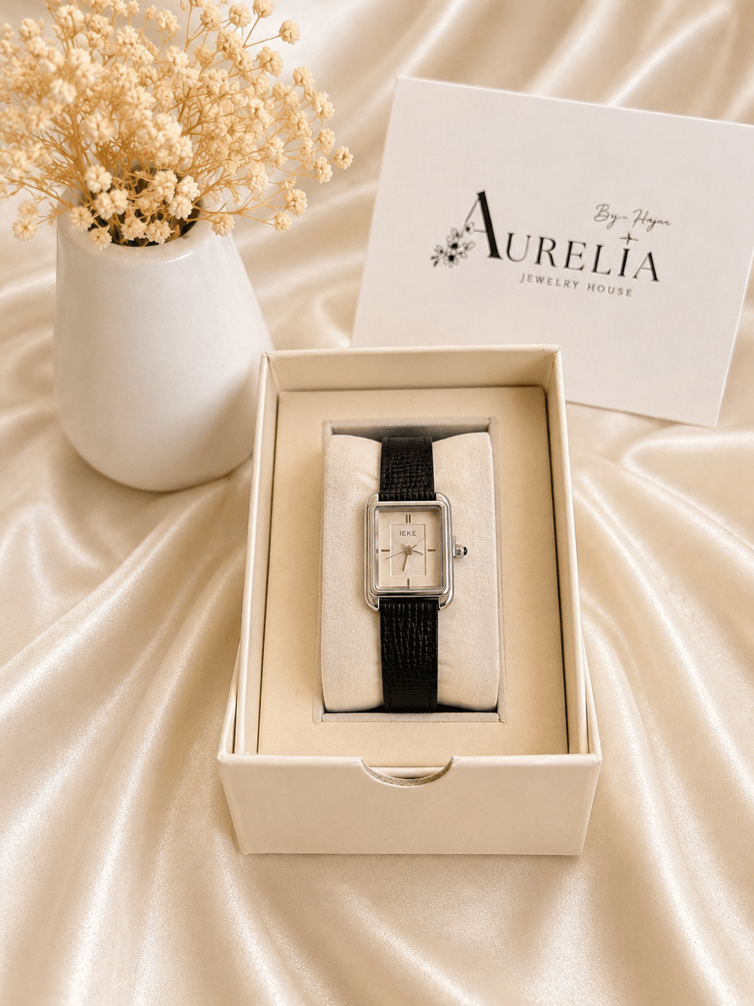 Montre Rectangle Argentee Bracelet Cuir Noir